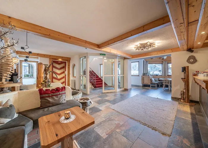 Burghotel Alpengluehn