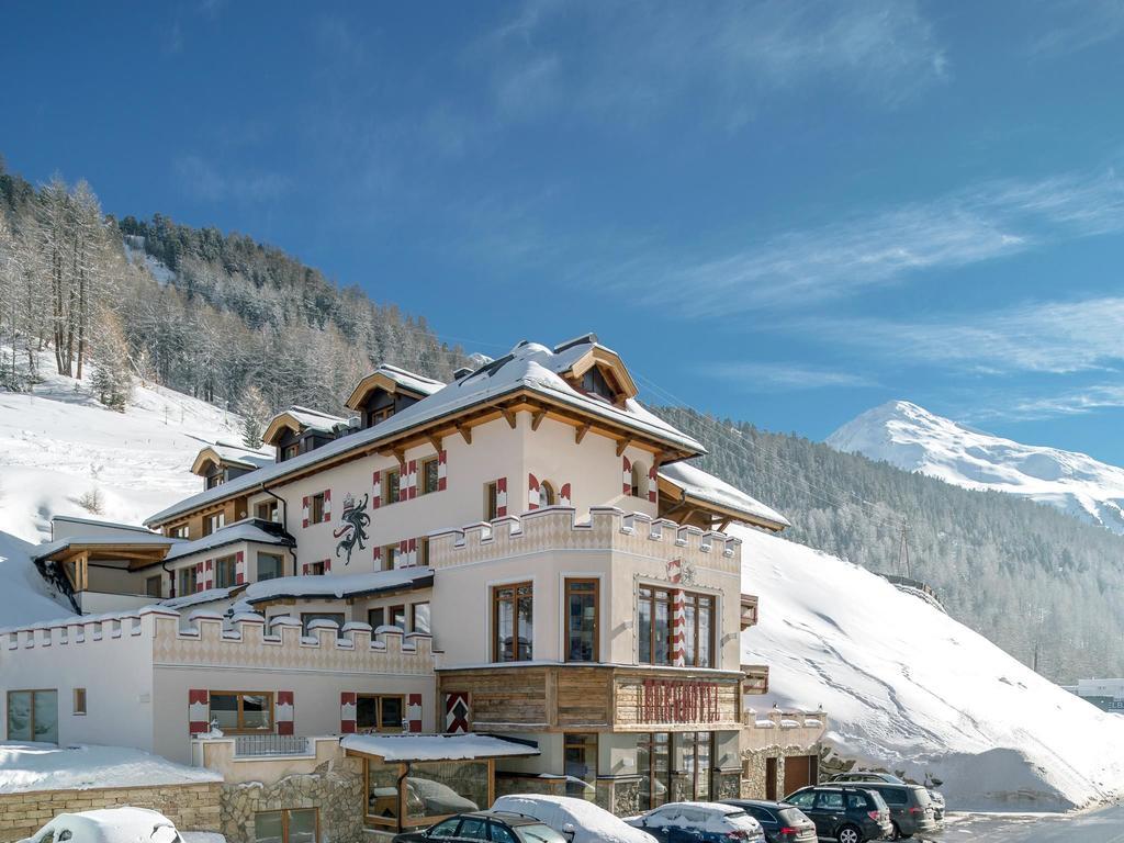Burghotel Alpengluehn Hotel