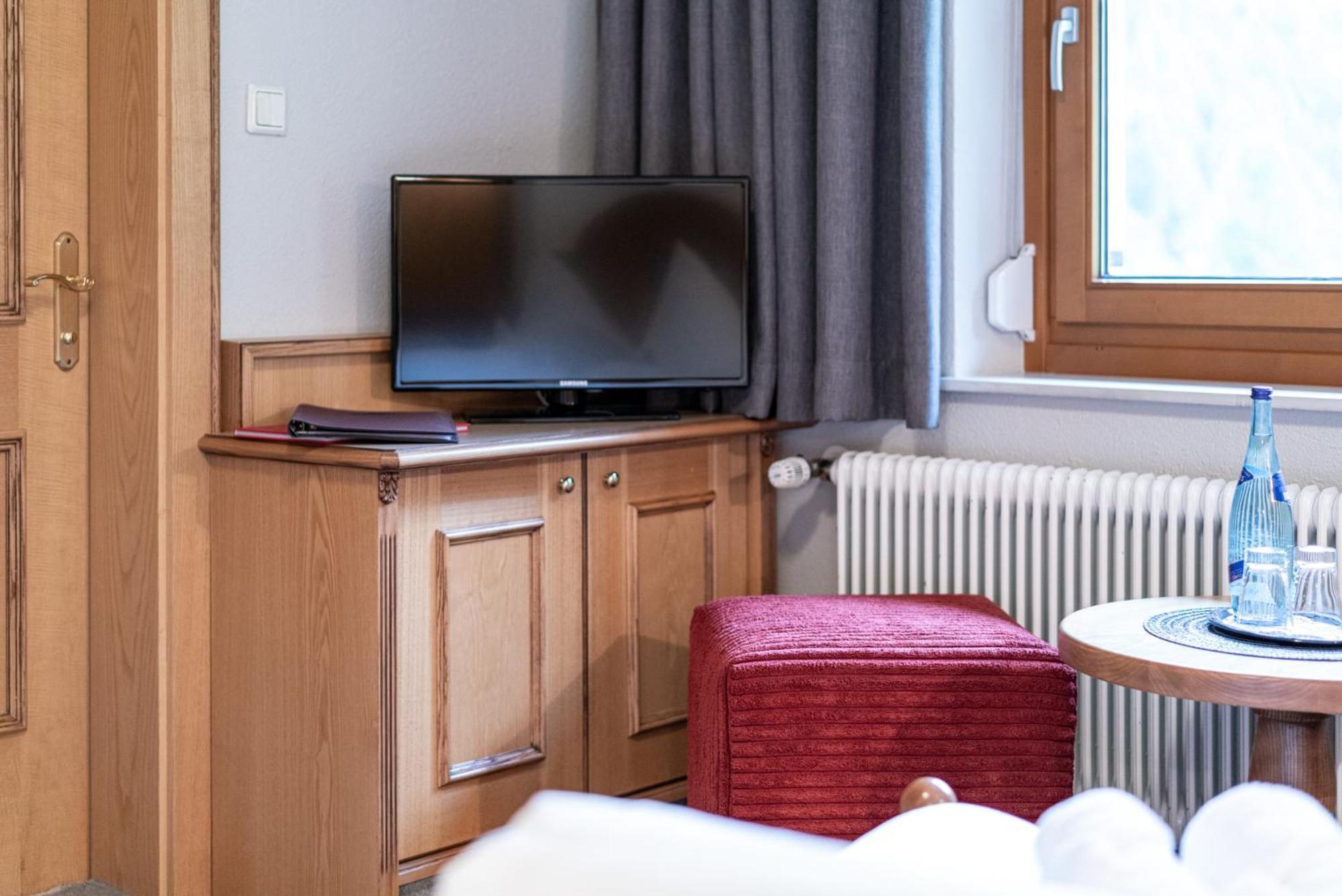 Burghotel Alpengluehn Hotel