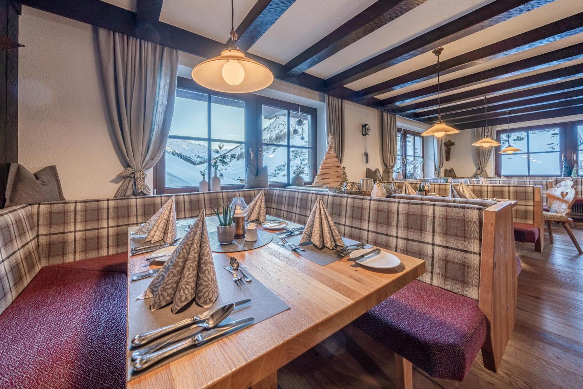 Burghotel Alpengluehn Hotel Obergurgl