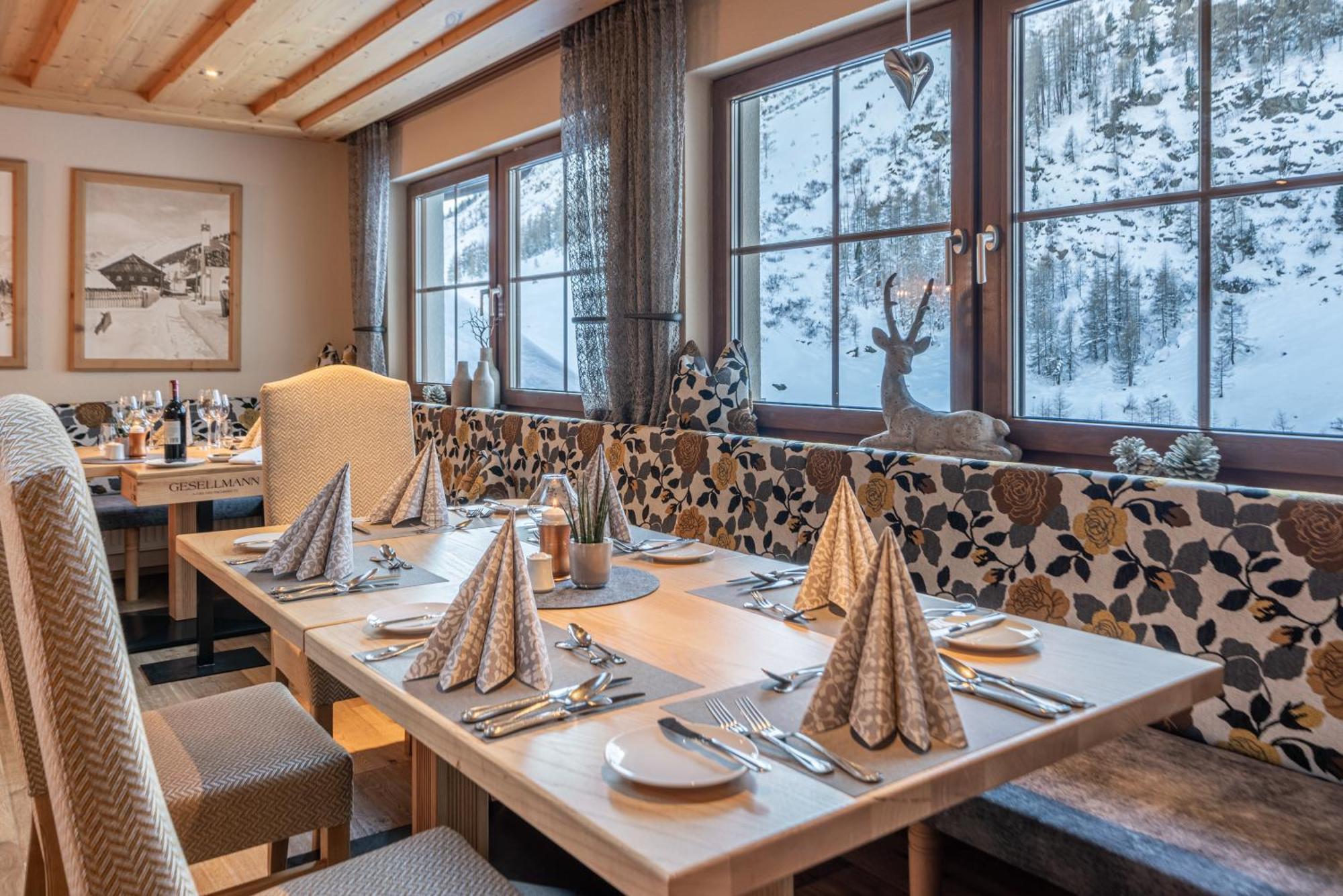 Hotel Burghotel Alpengluehn