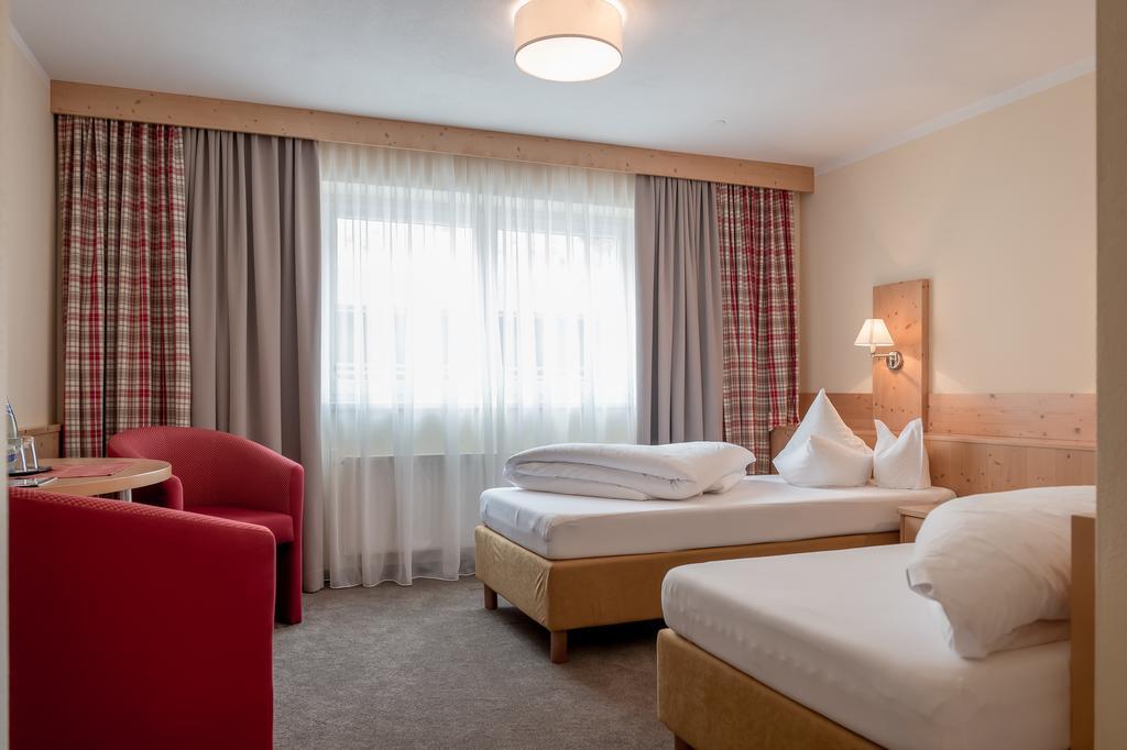 Burghotel Alpengluehn 3* Obergurgl