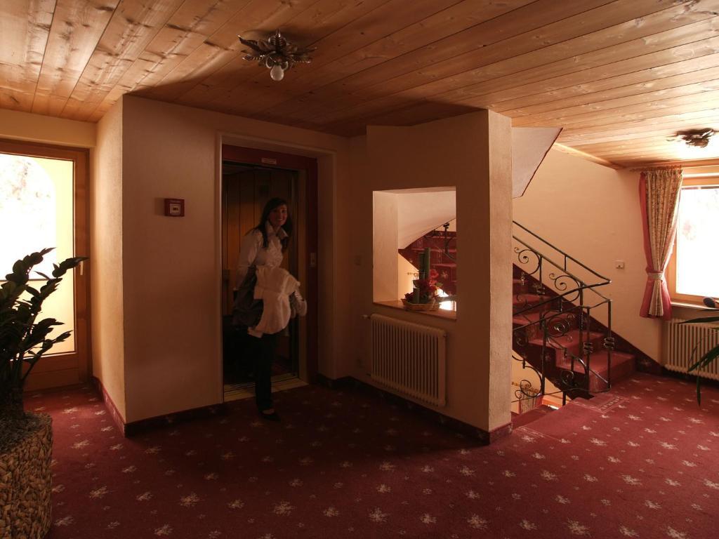 Burghotel Alpengluehn Hotel